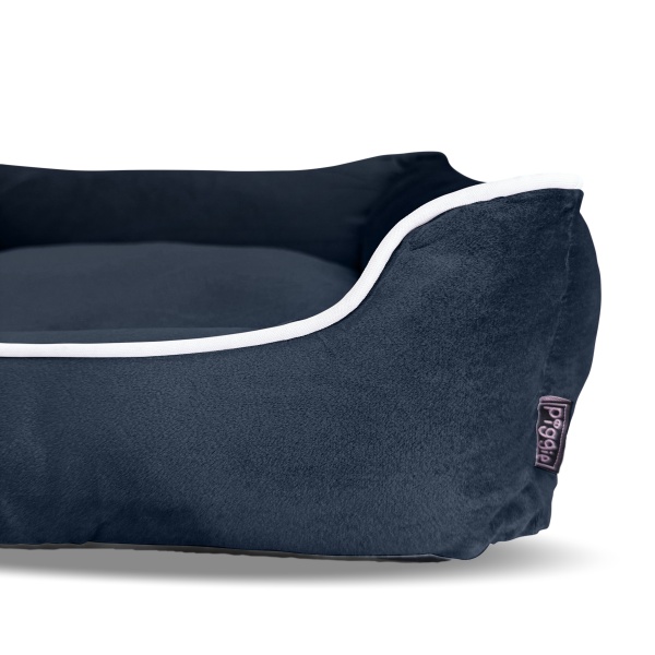 Luxe Black Velvet Dog Bed richpaw.co.uk/